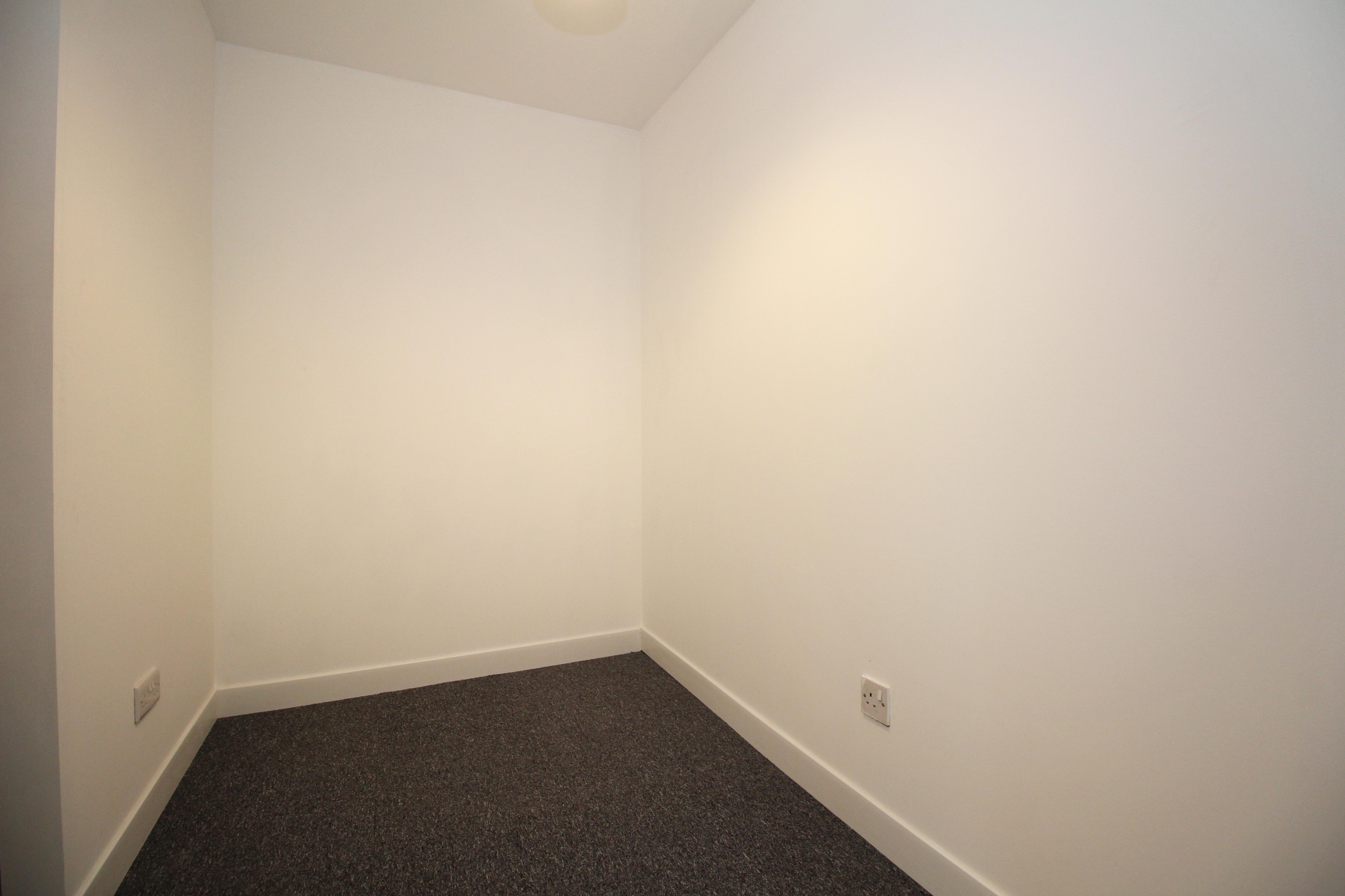 Tangmere Drive, Fairwater, Cardiff CF5 2PQ  Interior