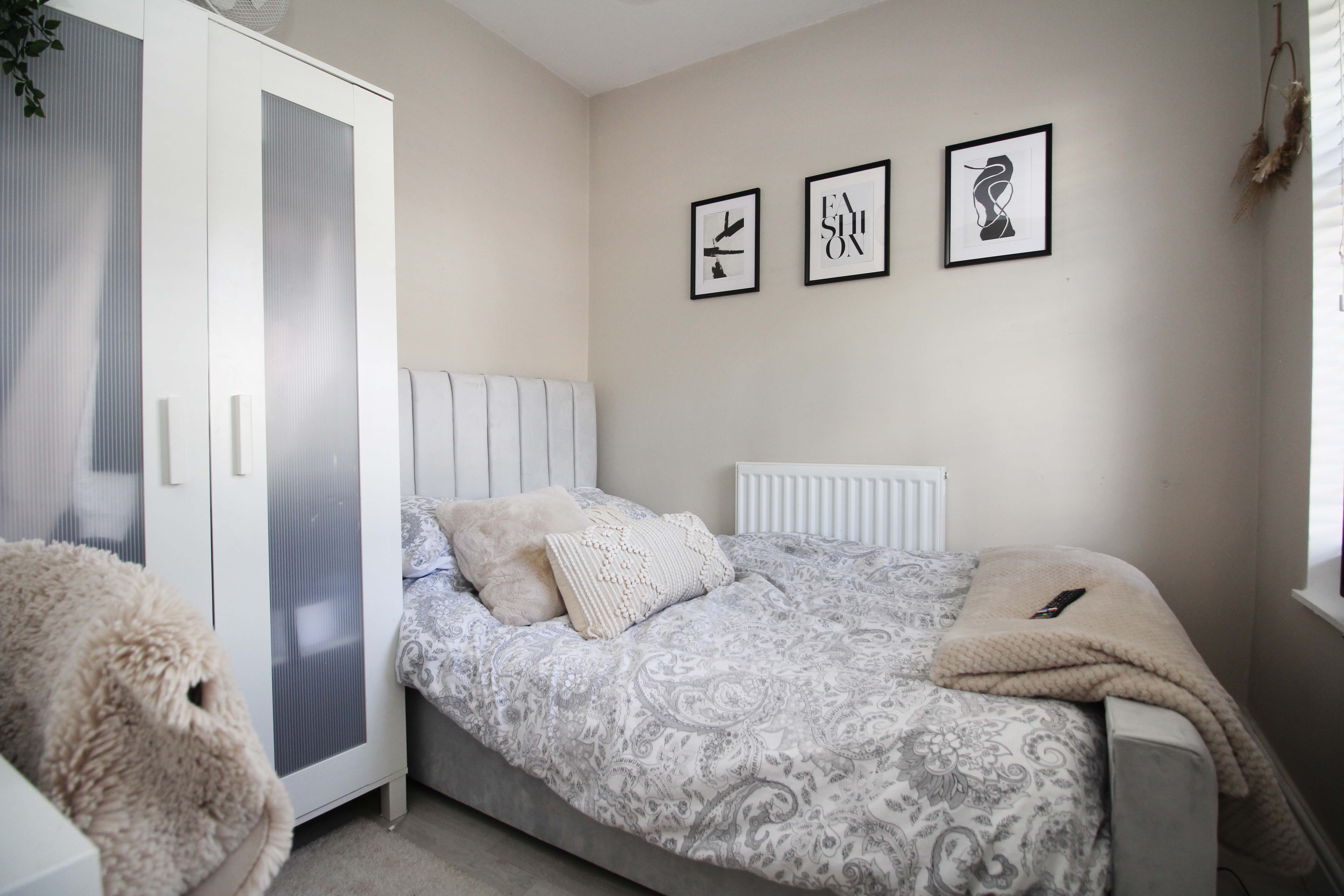 Bank Street, Penygraig CF40 1PJ  Interior