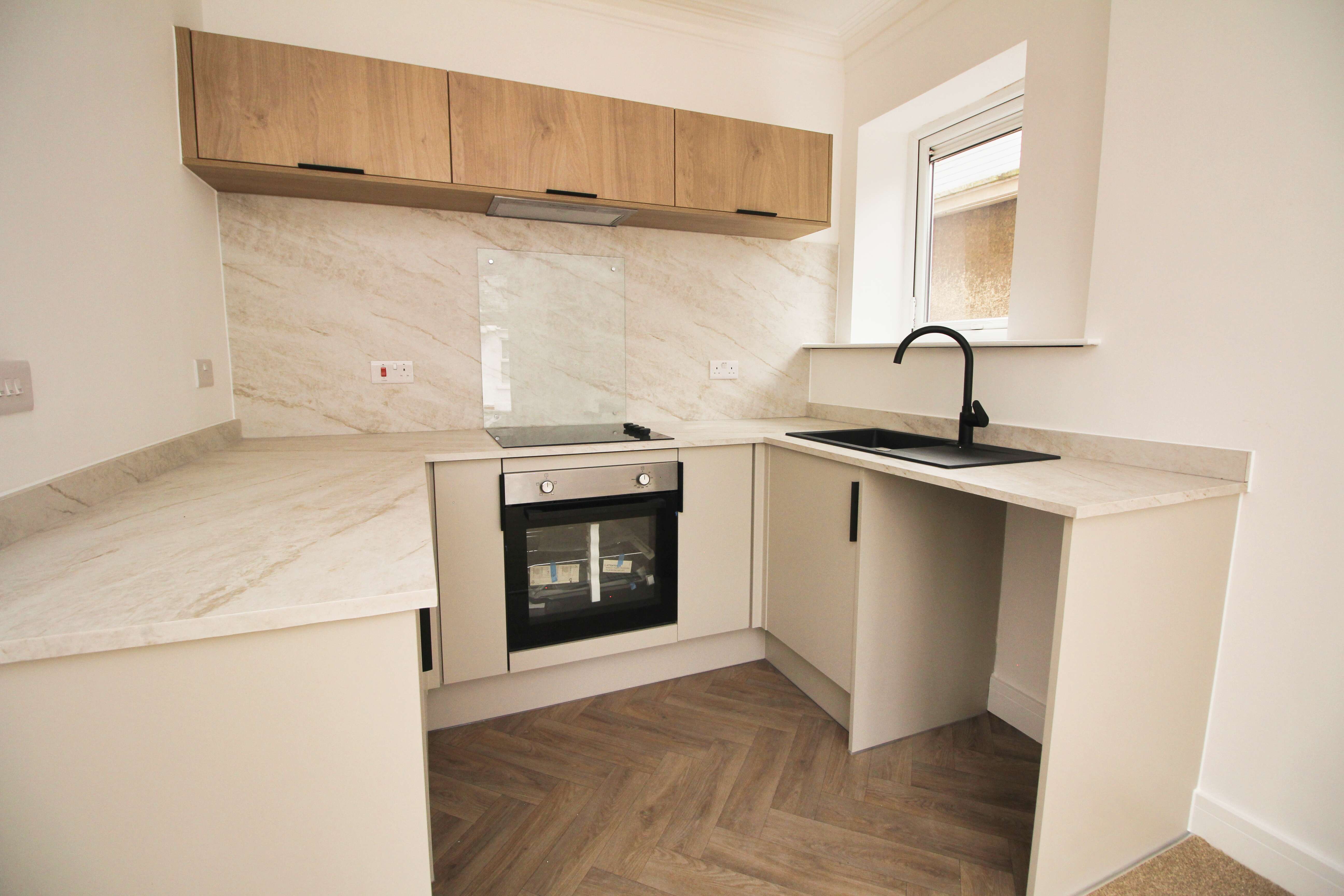 Picton Avenue, Porthcawl CF36 3AJ  Interior