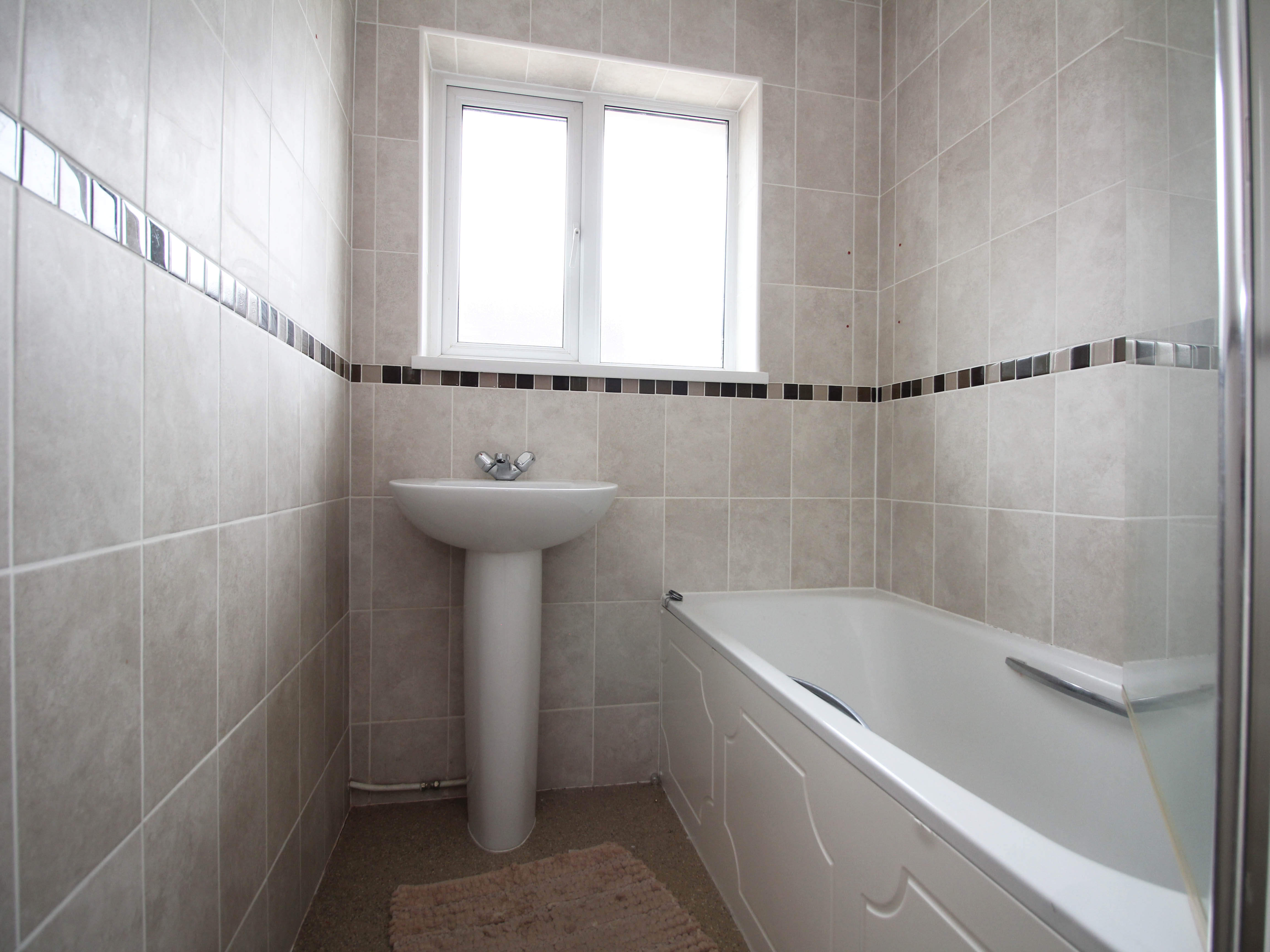 Brynamlwg, Pontyclun CF72 9AU  Interior