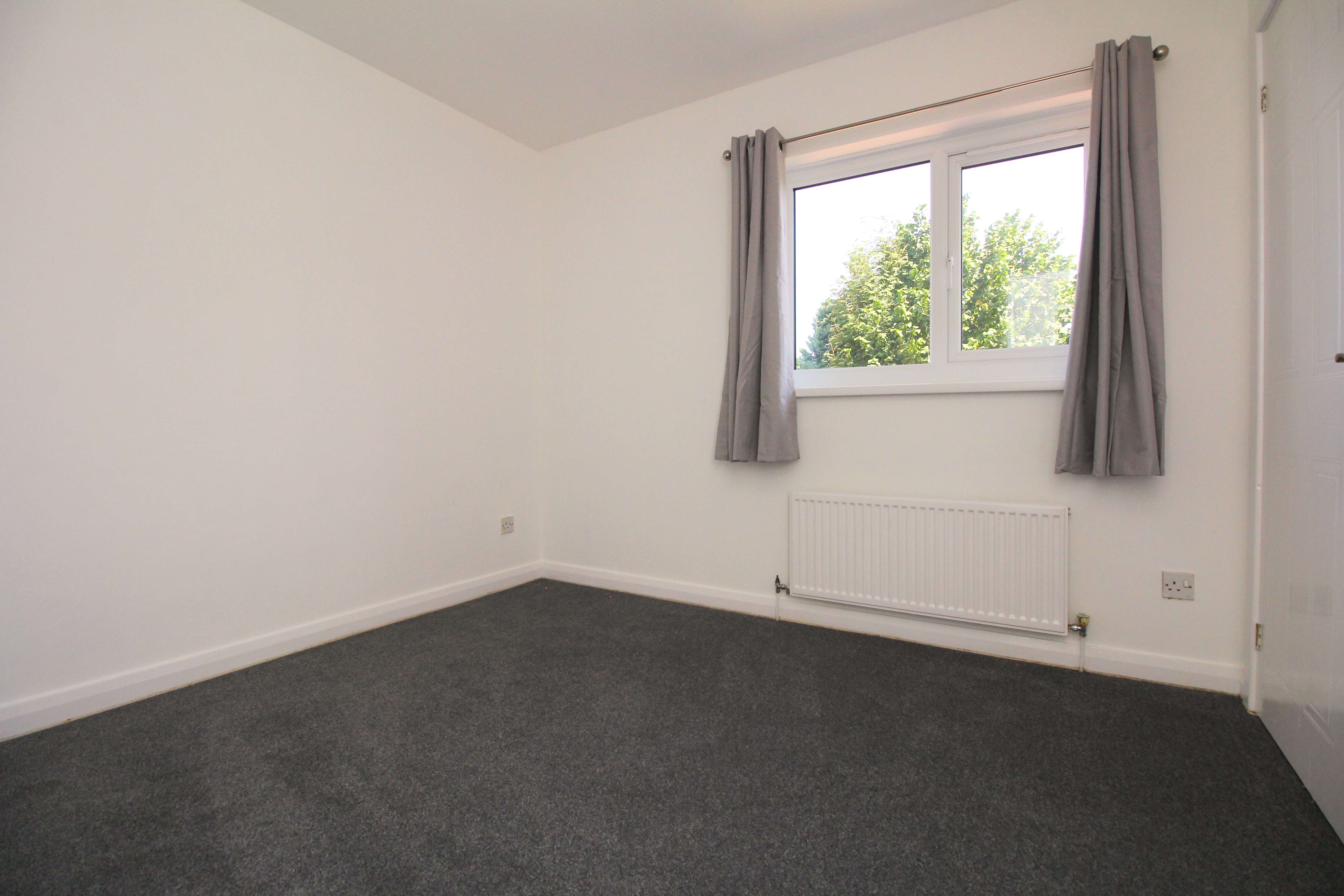 Clos Myddlyn, Manor Chase CF38 2JS  Interior