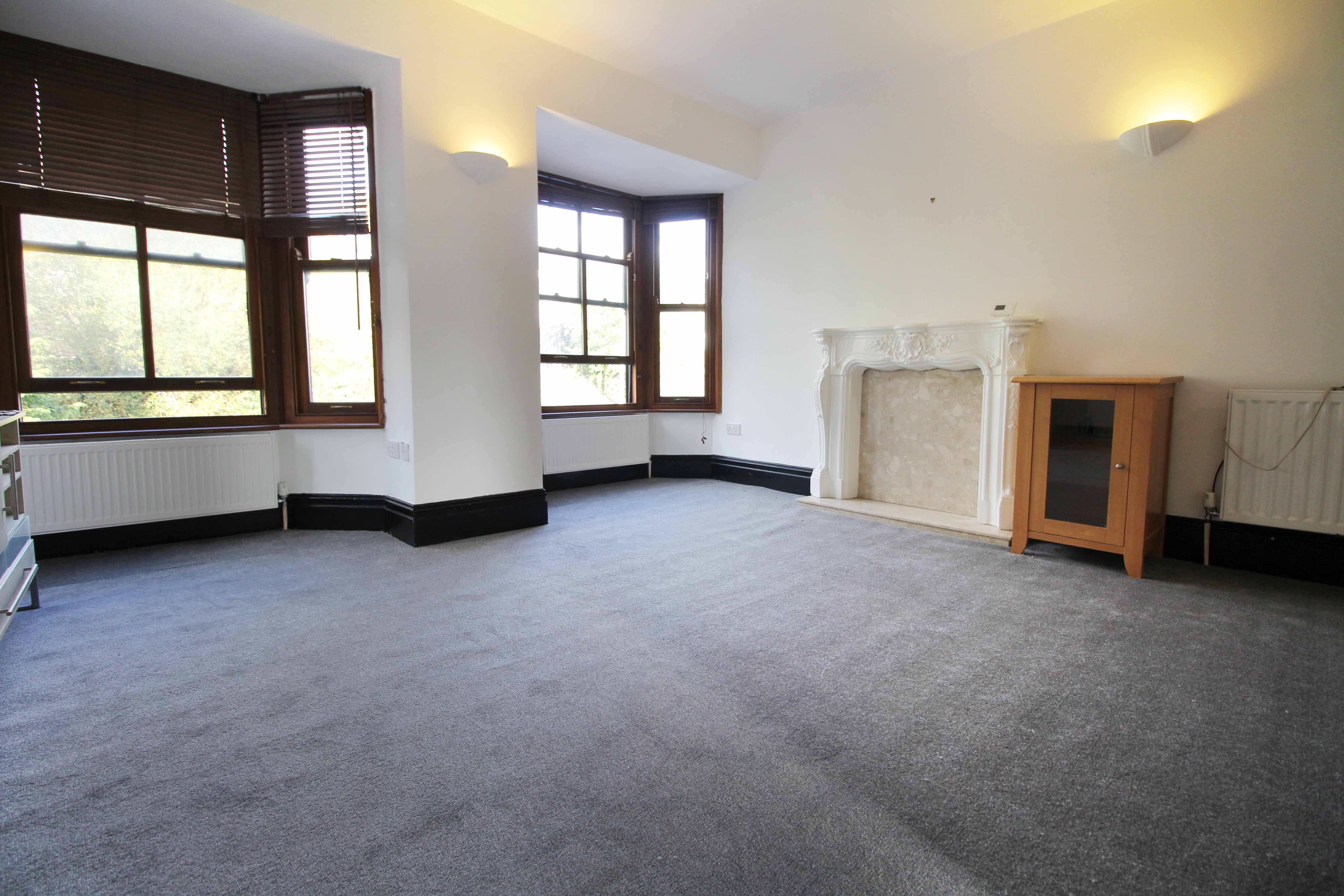 High Street, Tonyrefail, CF39 8PG  Interior