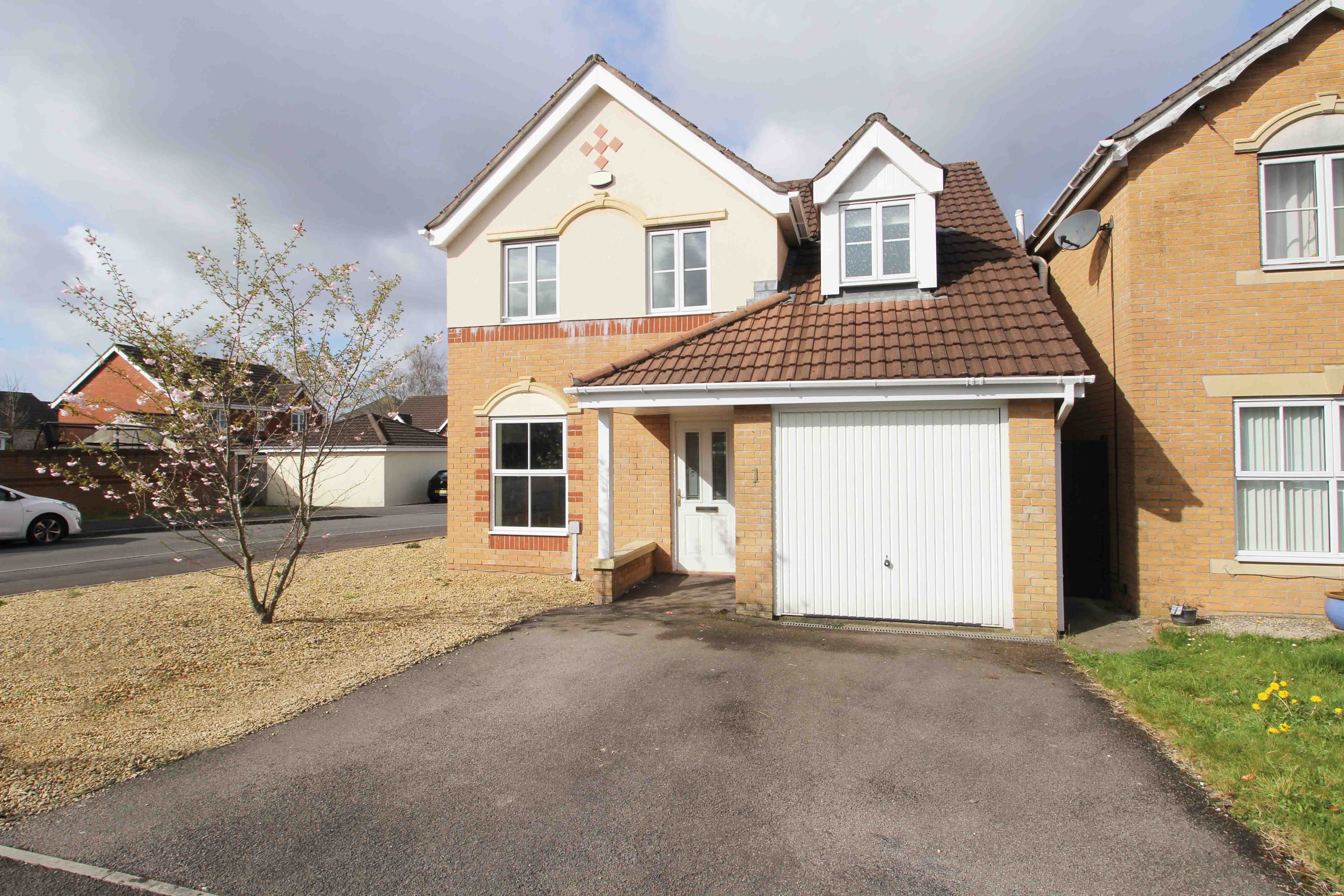 Powell Drive, Llanharan CF72 9UU  Interior