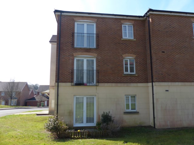 Cadwal Court, Llantwit Fardre, CF38 2FA  Interior