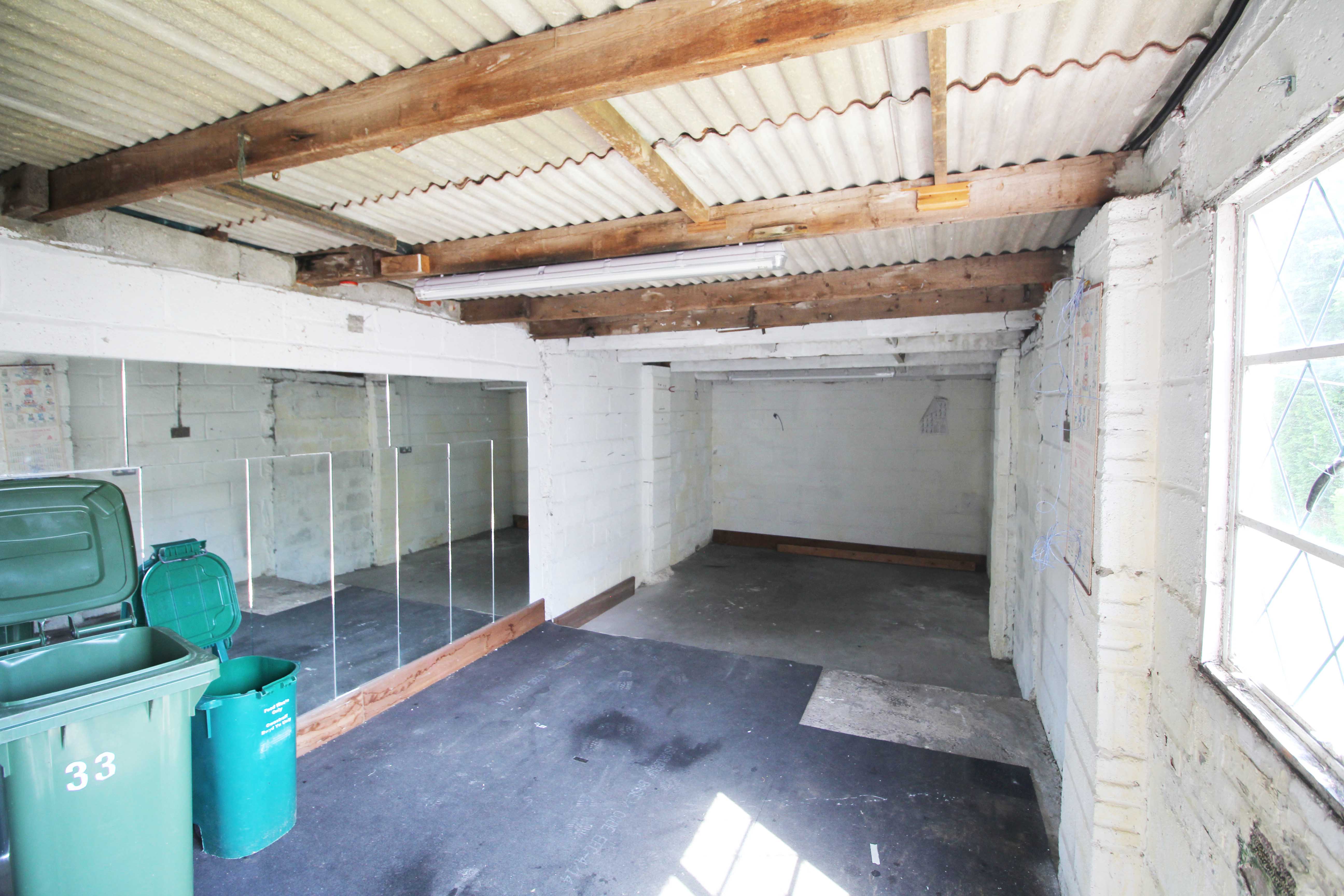 St Annes Drive, Llantwit Fardre CF38 2PB  Interior