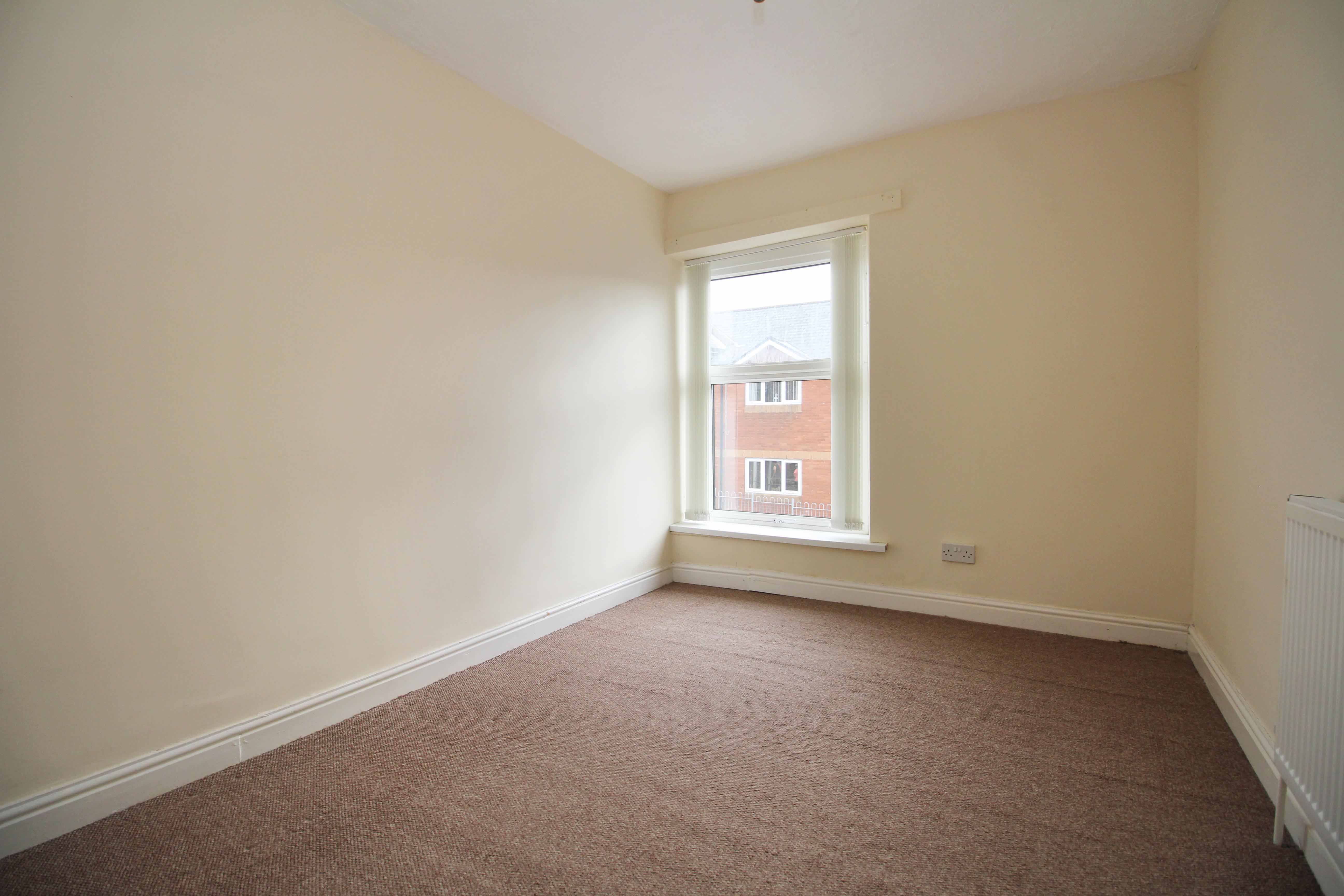 Mill Street, Tonyrefail CF39 8AA  Interior